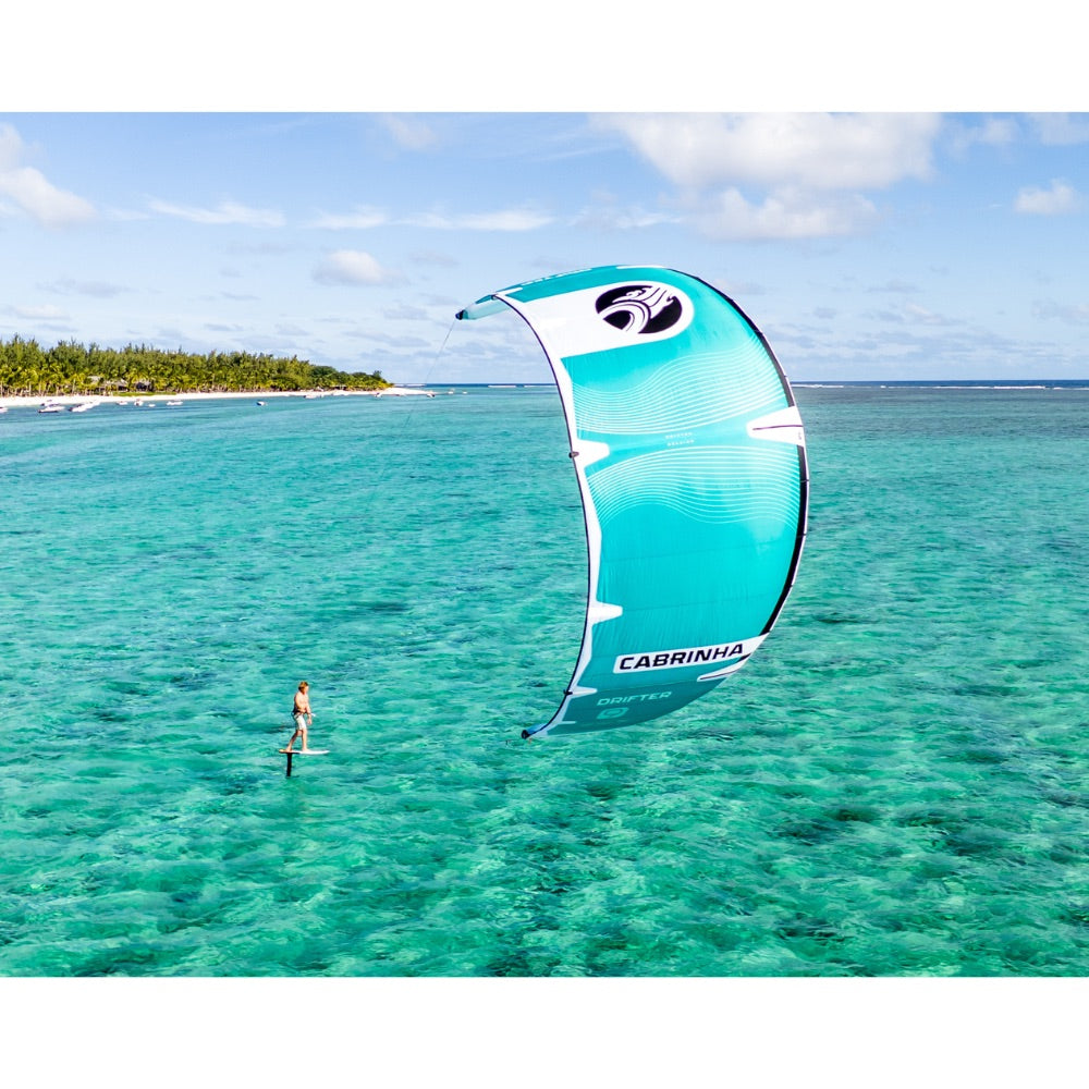 Cabrinha 2027 Drifter Apex Kite - Action 1