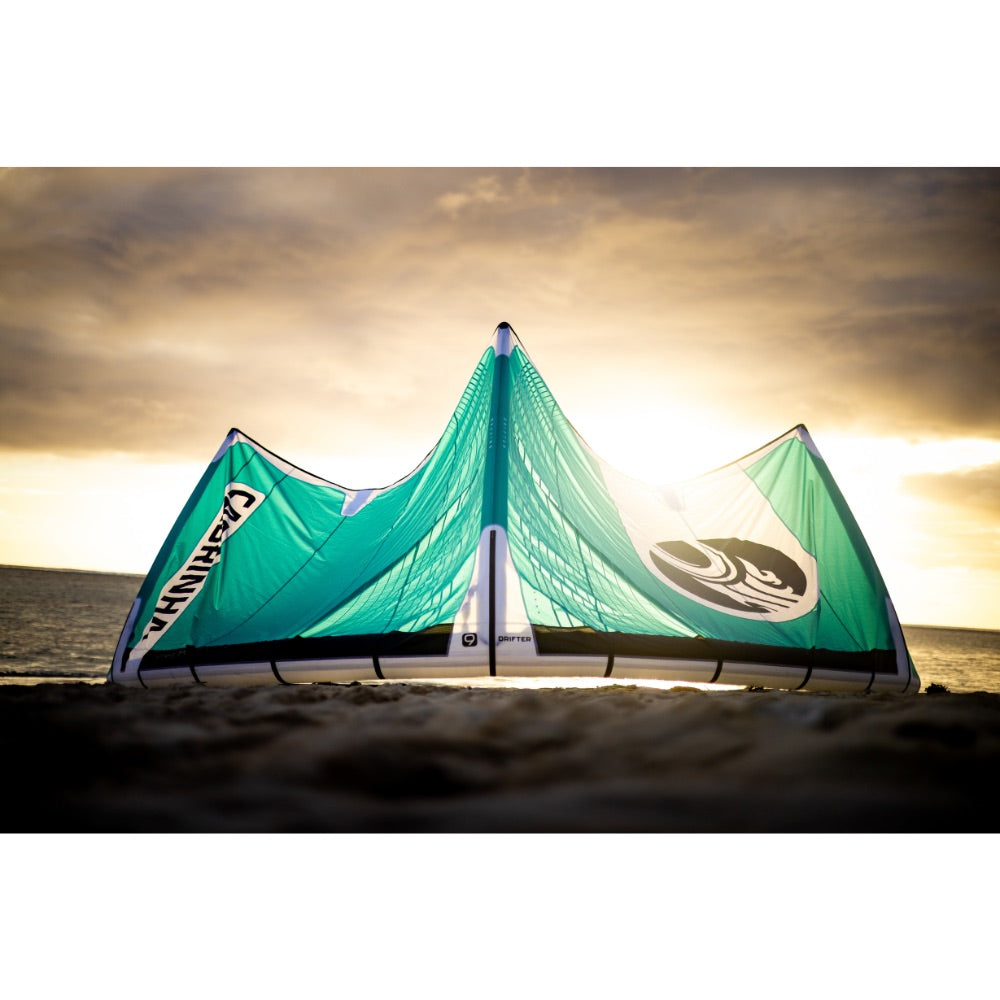 Cabrinha 2027 Drifter Apex Kite - Action 2