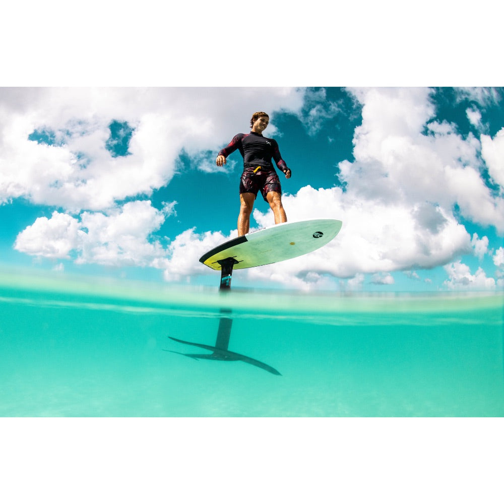 Cabrinha Logic Foil Kiteboard - 2026 - Action Shot 2