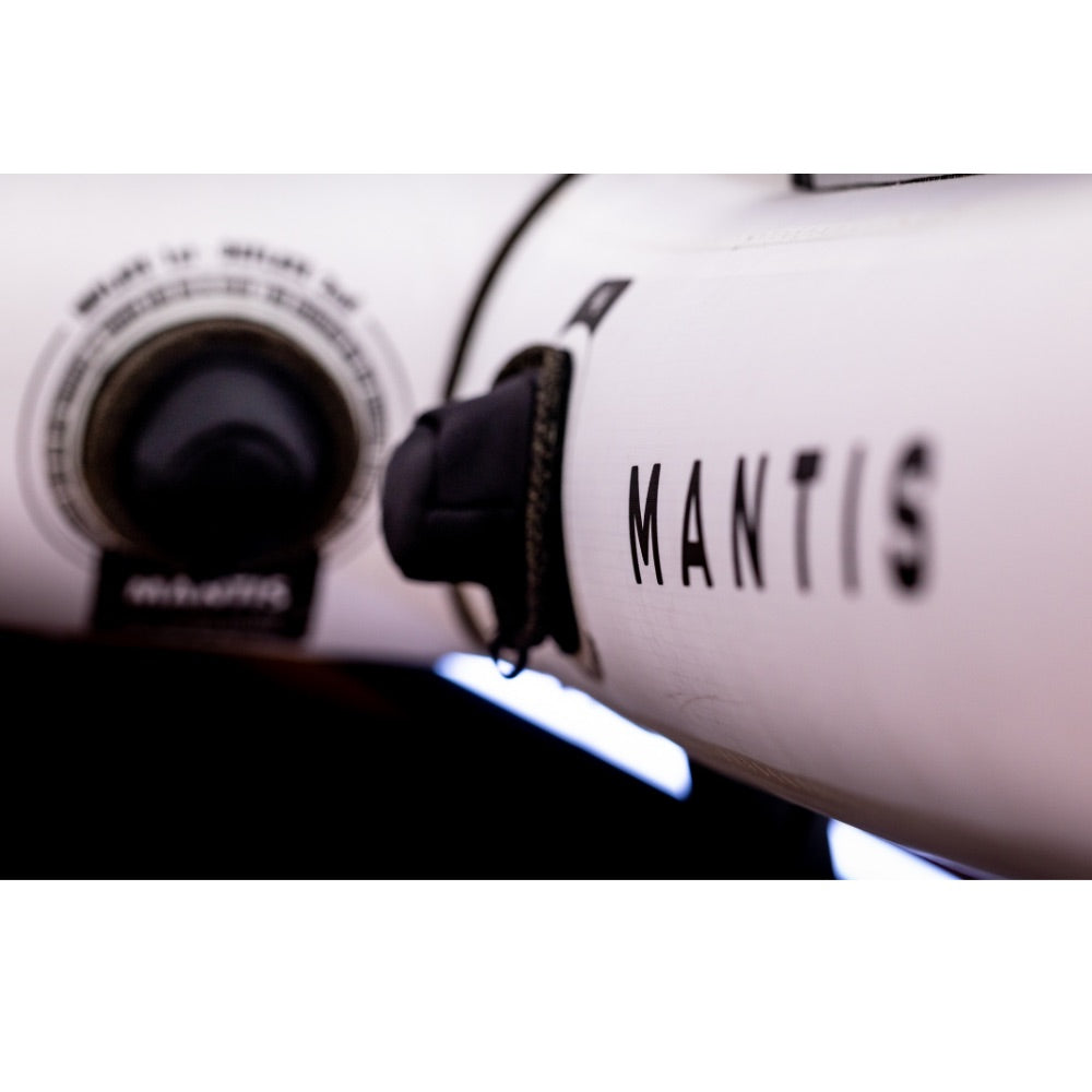 Cabrinha Mantis V7 Wing - 2027 - Action 2