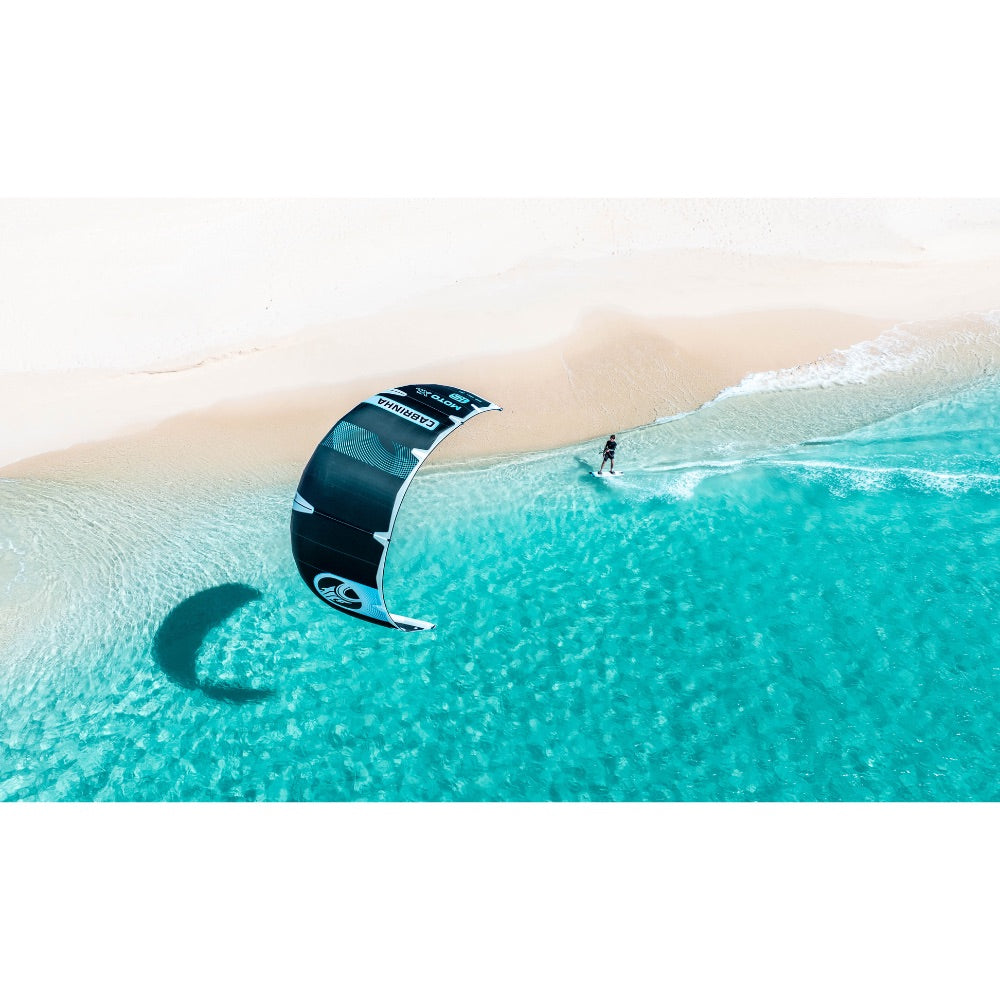 Cabrinha Moto XL Apex Kite - 2026 - Action Shot
