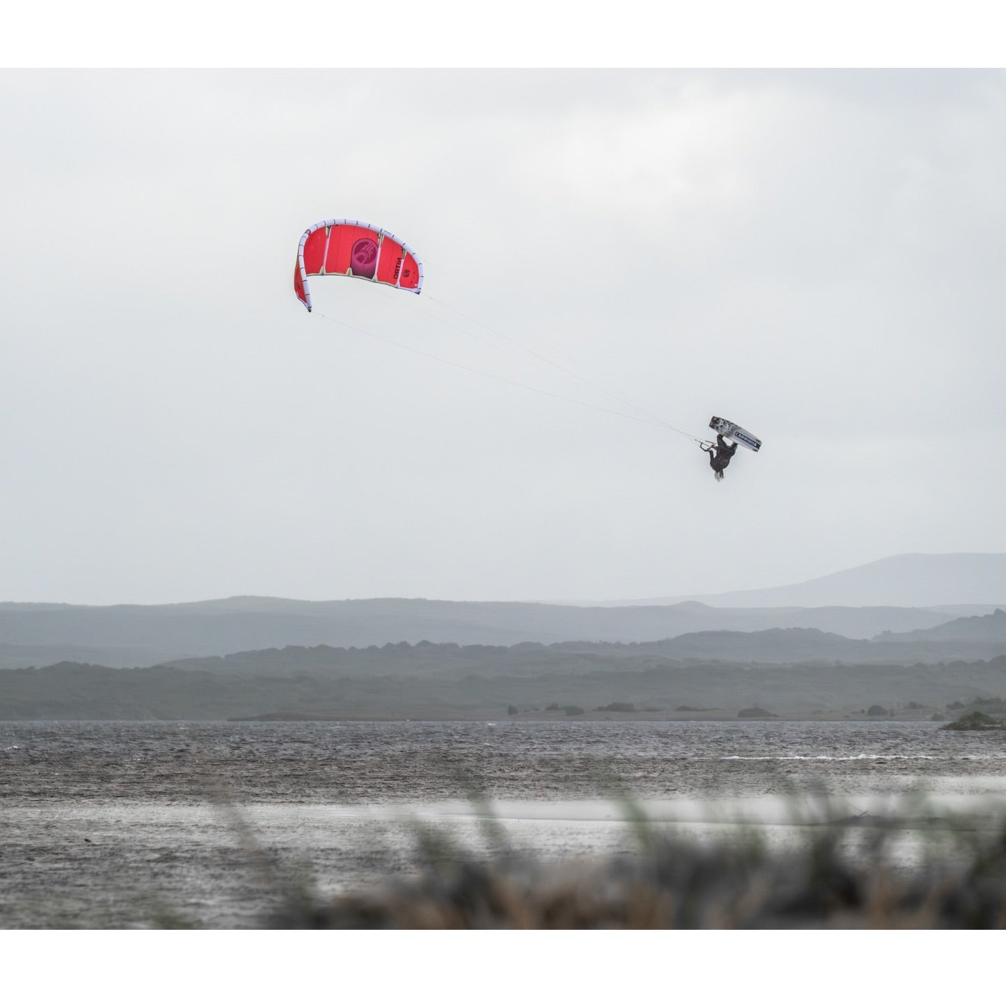 Cabrinha Nitro Apex Kite - 2026 - Action Shot 3
