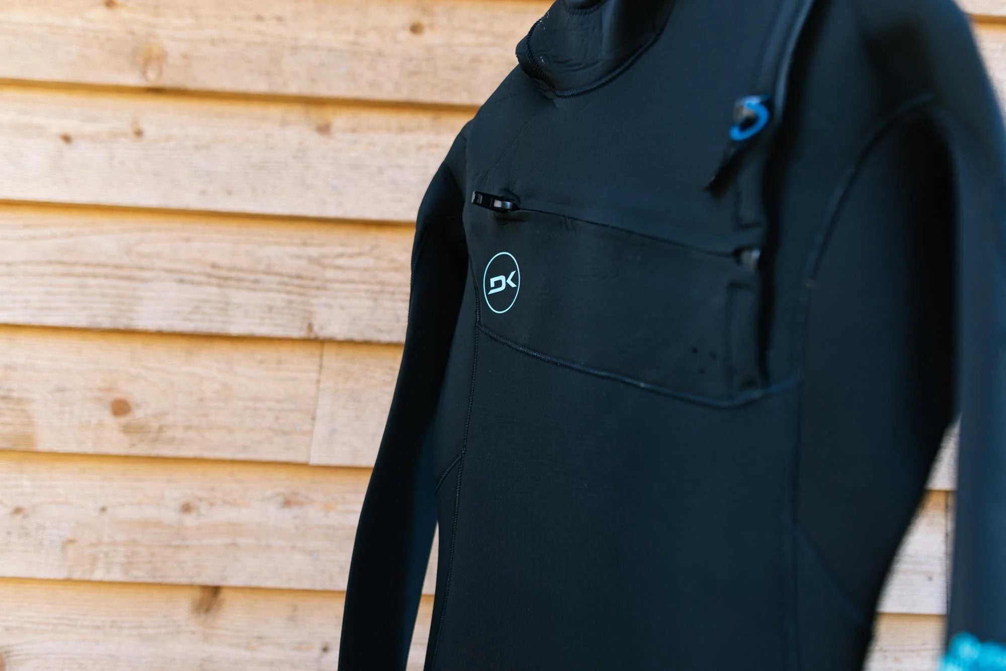 Dakine Mens Mission 654 Full Wetsuit Hanging